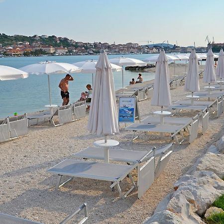 Apartments Branka Trogir Eksteriør billede