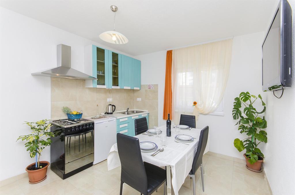 Apartments Branka Trogir Eksteriør billede