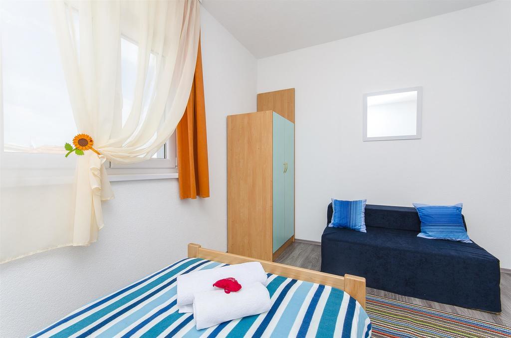Apartments Branka Trogir Eksteriør billede