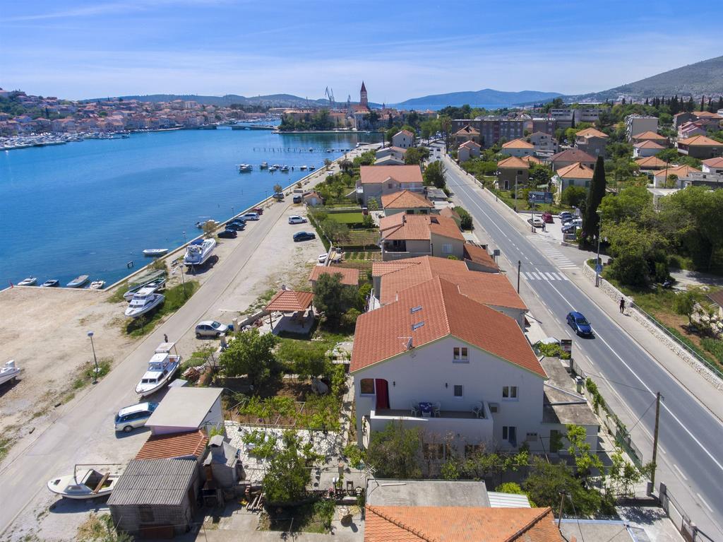 Apartments Branka Trogir Eksteriør billede