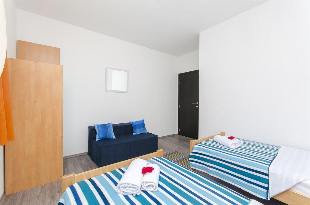 Apartments Branka Trogir Eksteriør billede