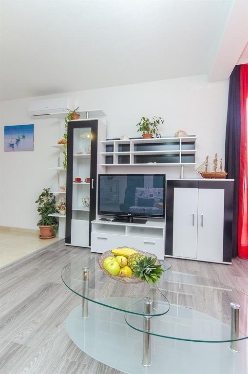 Apartments Branka Trogir Eksteriør billede